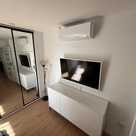 Modern 46m2 Ac 100m From Stary Rynek Center Kramarska 21 Poznan